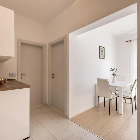 Holiday Home Krishto Trogir Exterior photo