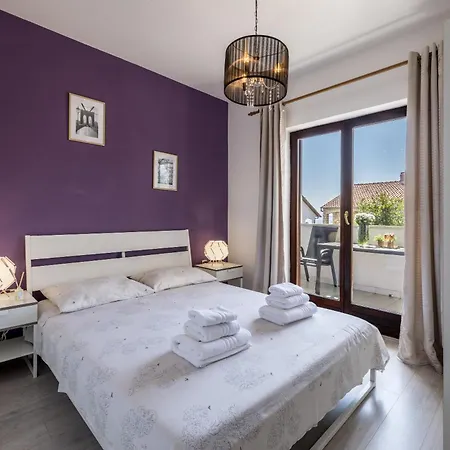 Holiday Home Krishto Trogir Exterior photo