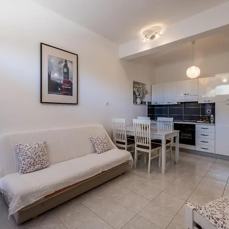 Holiday Home Krishto Trogir Exterior photo