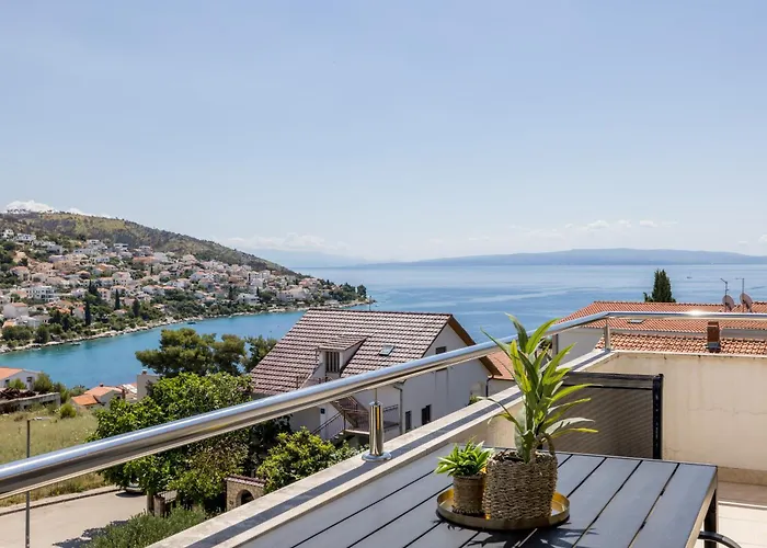 Holiday Home Krishto