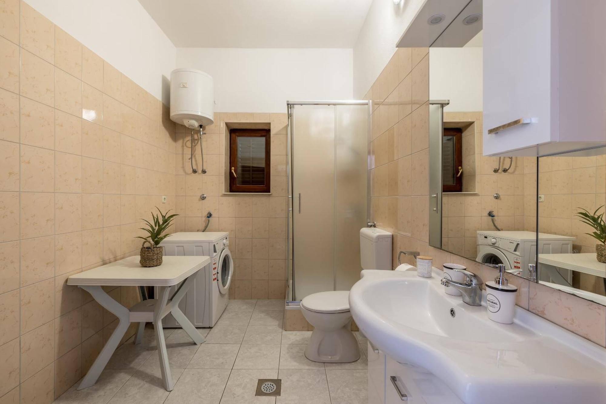 Krishto Trogir